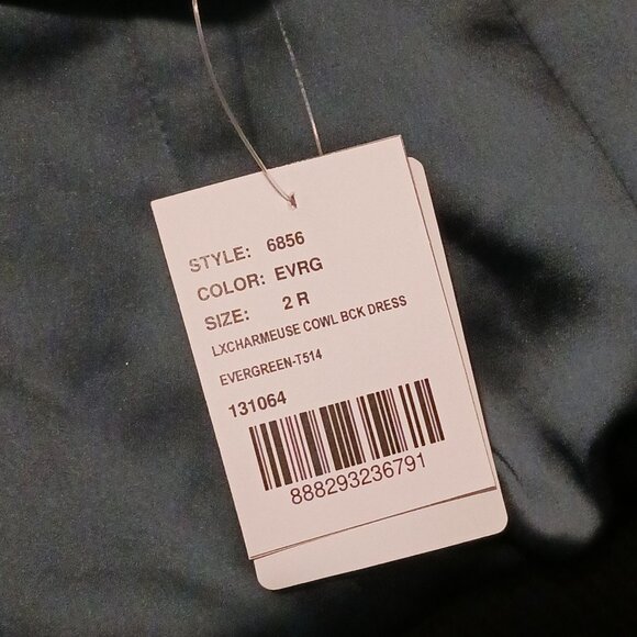 NEW‎ After Six Draped Cowl-Back Princess Line Dress Front Slit Evergreen Size 2 - Picture 9 of 14